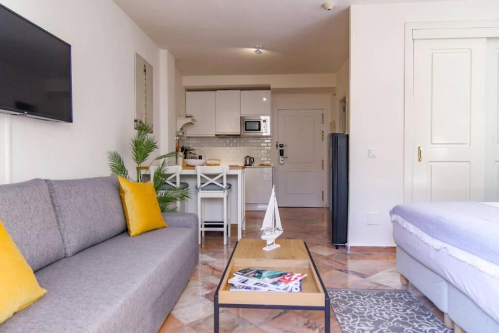 Oleholidays 603 Romana Playa Primera Linea Playa Marbella Luaran gambar