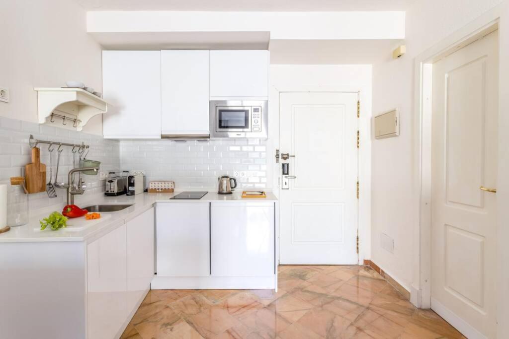 Oleholidays 603 Romana Playa Primera Linea Playa Marbella Luaran gambar