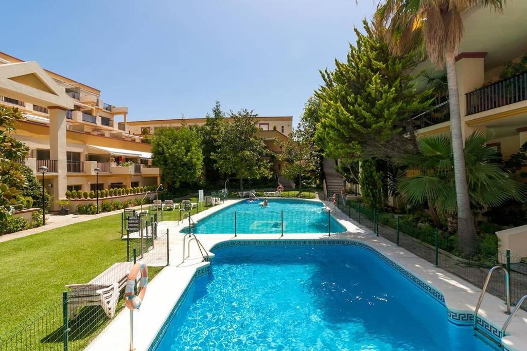 Oleholidays 603 Romana Playa Primera Linea Playa Marbella Luaran gambar